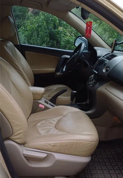 Toyota RAV4 2007 - 7