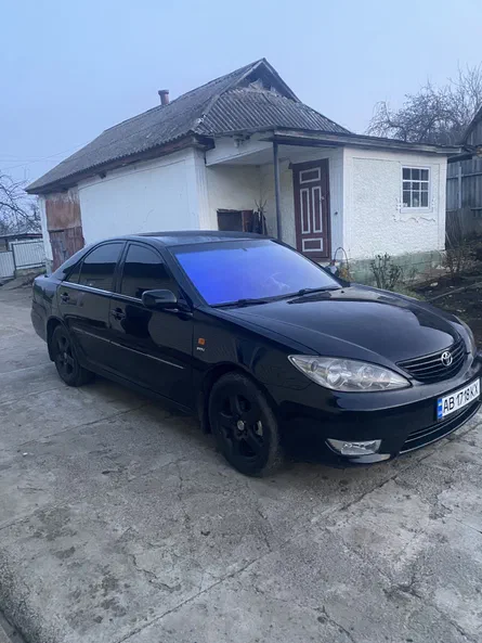 Toyota Camry 2005 - 6