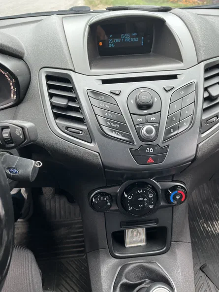 Ford Fiesta 2013 - 5