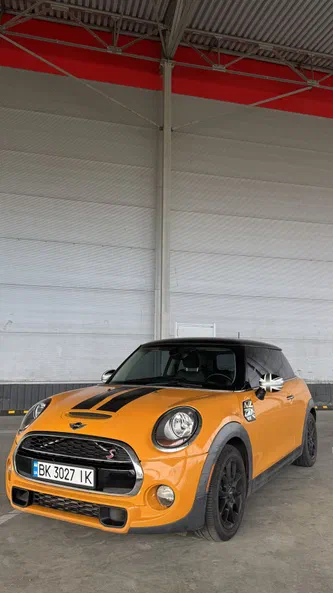 Mini Hatch 2014