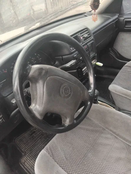 Opel Vectra 1995 - 9