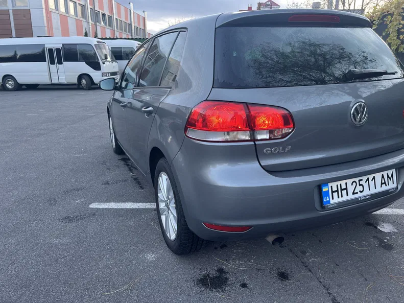 Volkswagen Golf 2011 - 13