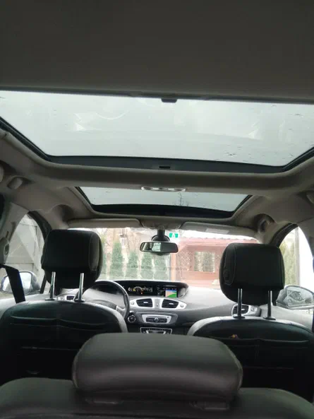 Renault Scenic 2014 - 9