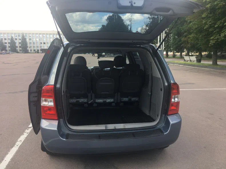 Kia Carnival 2008 - 8