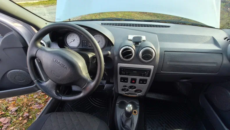 Dacia Logan 2007 - 11