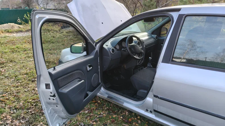 Dacia Logan 2007 - 9