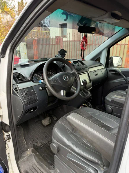 Mercedes-Benz Vito 2012 - 24