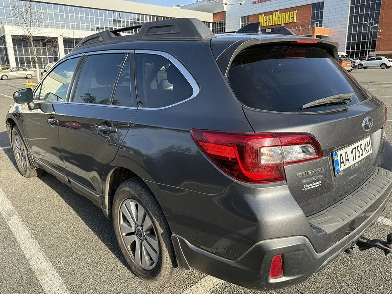 Subaru Outback 2018