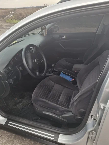 Volkswagen Passat 2003 - 10