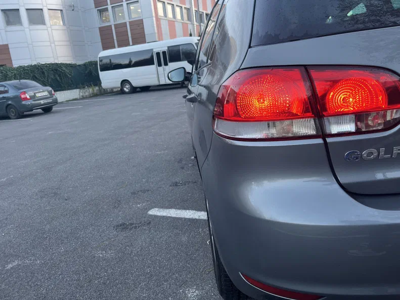 Volkswagen Golf 2011 - 7