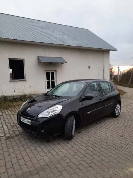 Renault Clio 2011 - 9