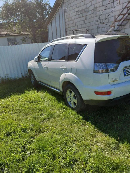 Mitsubishi Outlander 2011 - 5