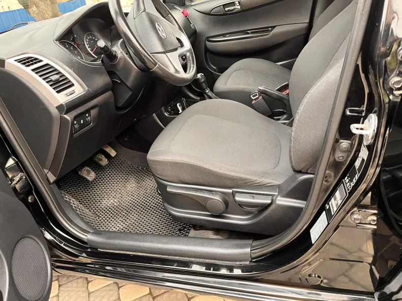 Hyundai i20 2010 - 8