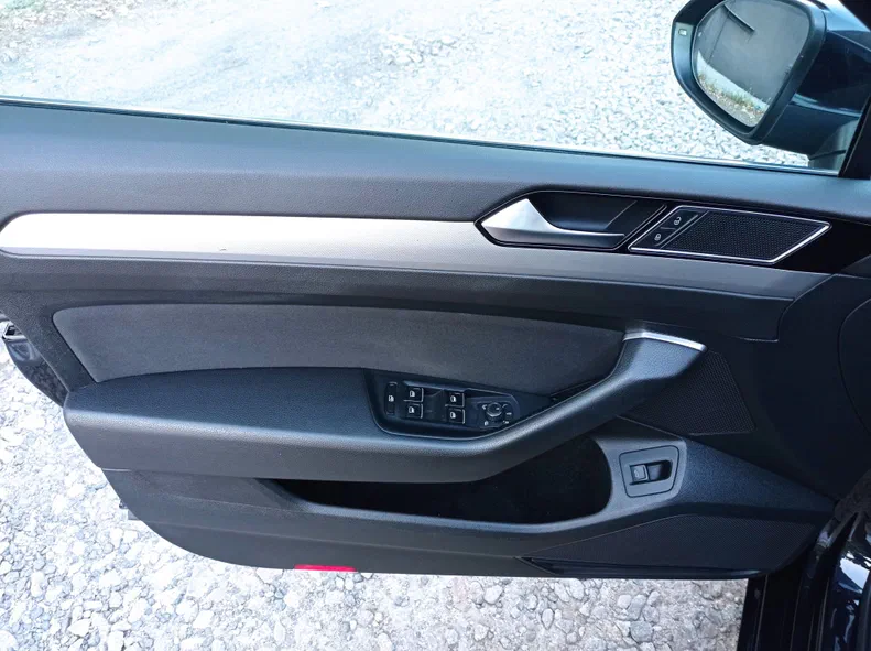 Volkswagen Passat 2016 - 6