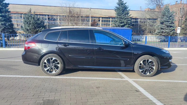 Renault Laguna 2013 - 29