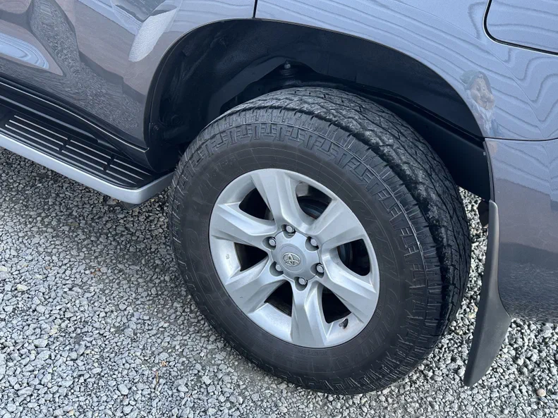 Toyota Land Cruiser Prado 2013 - 6