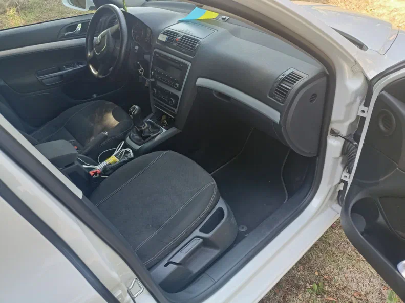 Skoda Octavia 2011 - 8