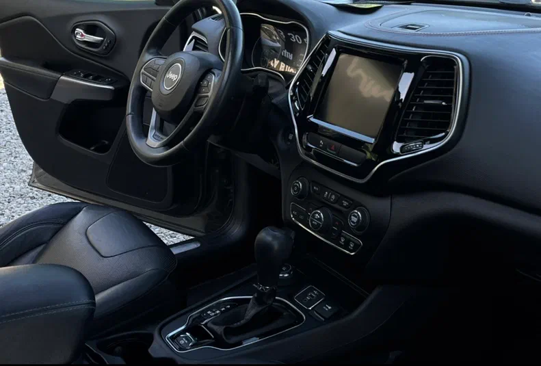 Jeep Cherokee 2018 - 6