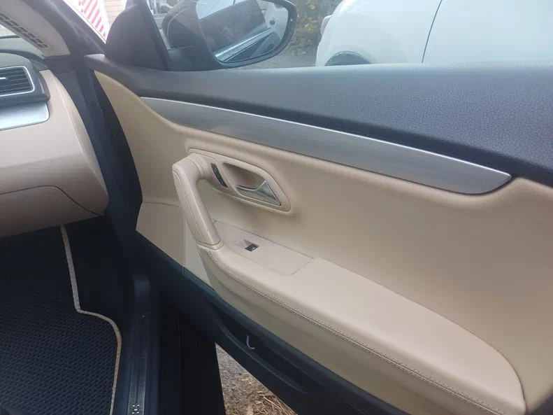 Volkswagen Passat CC 2012 - 7