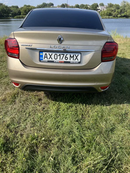 Renault Logan 2019 - 8