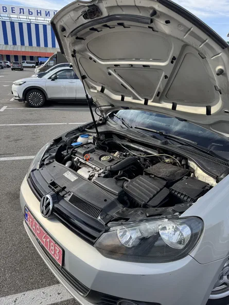 Volkswagen Golf 2011 - 19