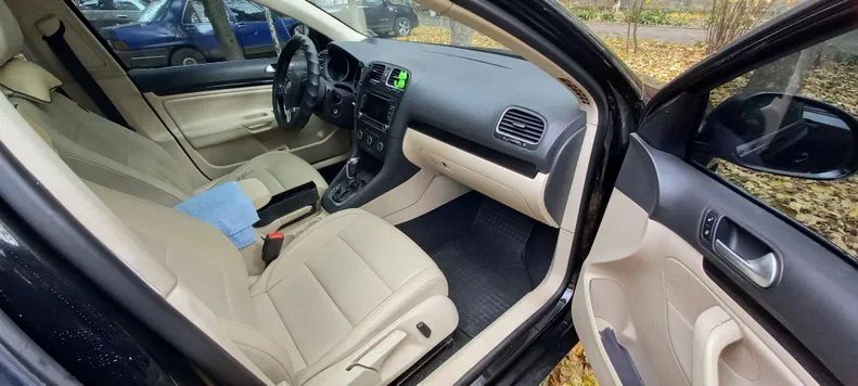 Volkswagen Jetta 2013 - 5