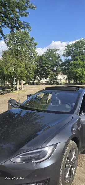 Tesla Model S 2017 - 8