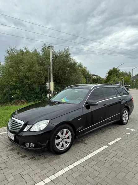Mercedes-Benz E-Клас 2010 - 5
