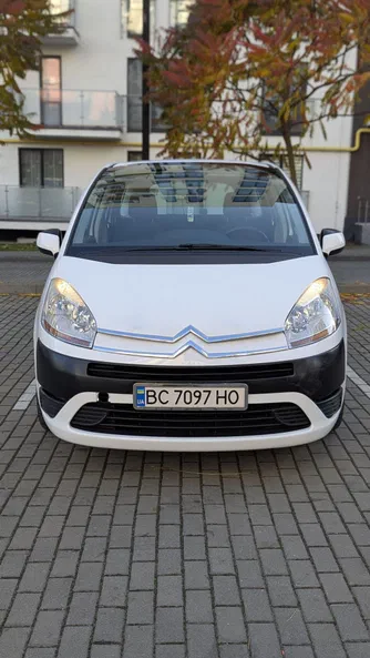 Citroen C4 Picasso 2009 - 30