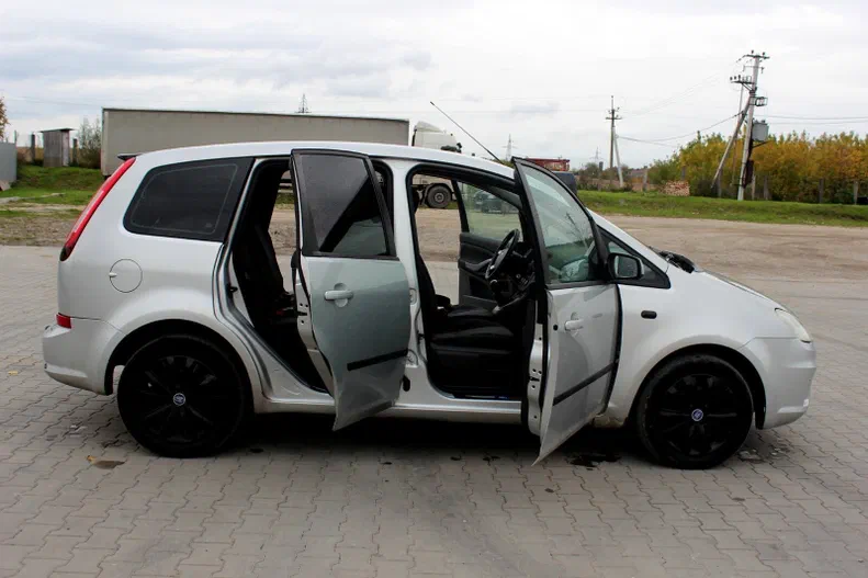 Ford Focus 2007 - 21