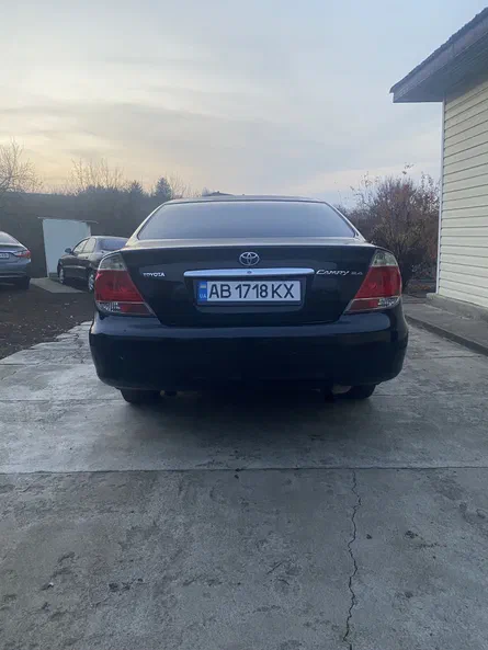 Toyota Camry 2005 - 12