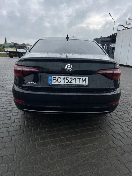 Volkswagen Jetta 2018 - 9
