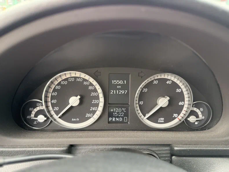 Mercedes-Benz C-Клас 2006 - 8