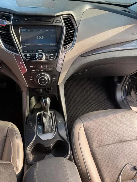 Hyundai Santa Fe 2014