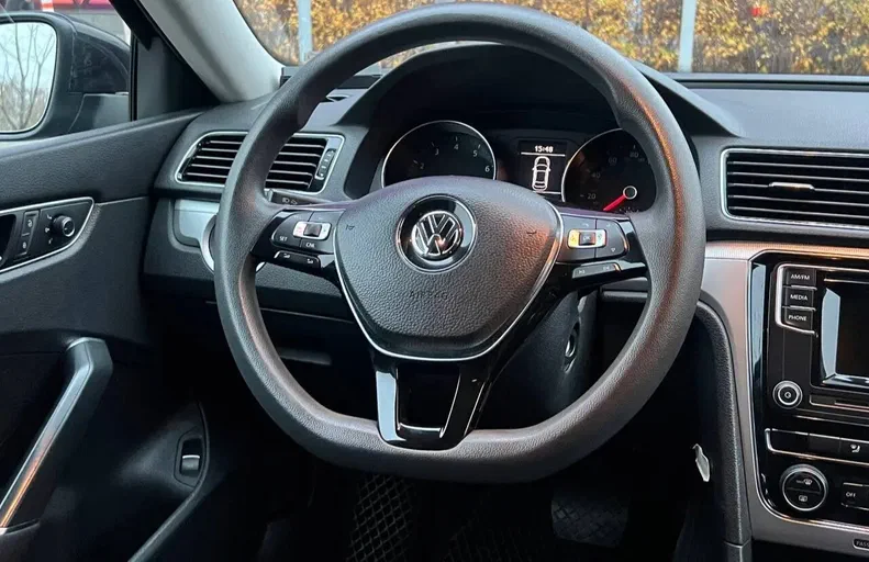 Volkswagen Passat 2016 - 22