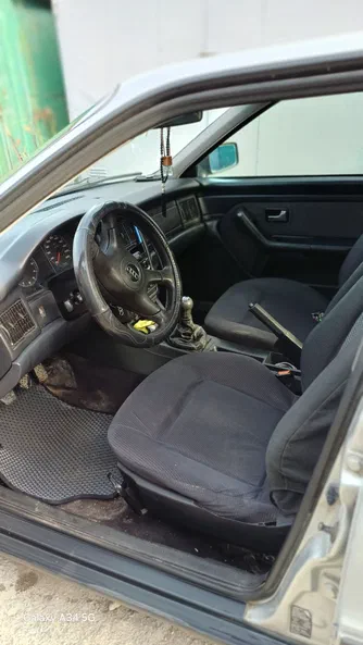 Audi 80 1994 - 9