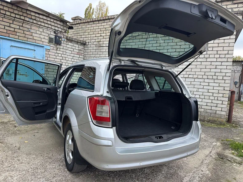 Opel Astra 2009 - 25