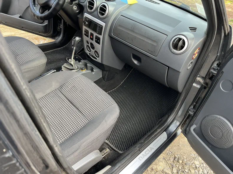 Dacia Logan 2007 - 23