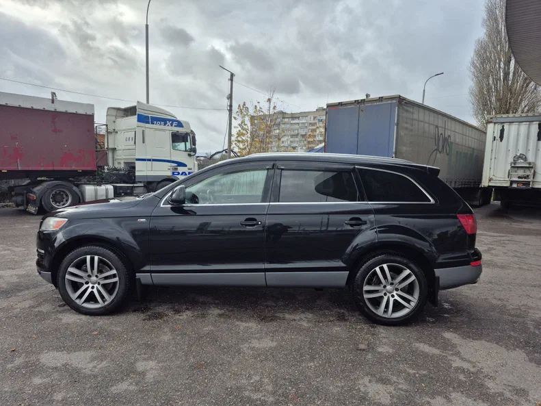 Audi Q7 2009 - 6