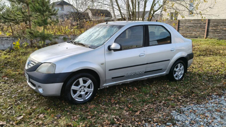 Dacia Logan 2007 - 14