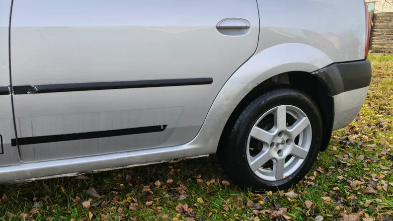 Dacia Logan 2007 - 17