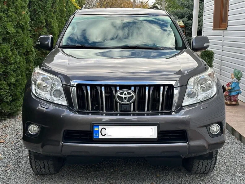Toyota Land Cruiser Prado 2013