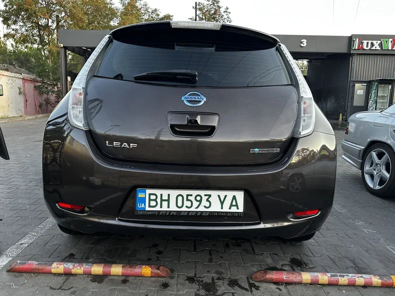 Nissan Leaf 2016 - 11