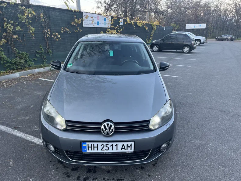 Volkswagen Golf 2011 - 21