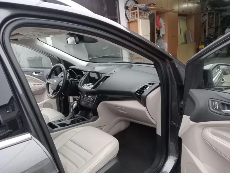 Ford Escape 2019 - 13