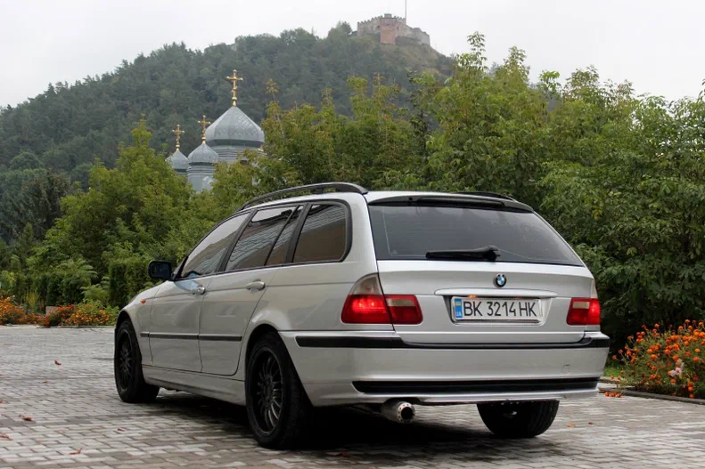 BMW 3 серія 2002 - 5