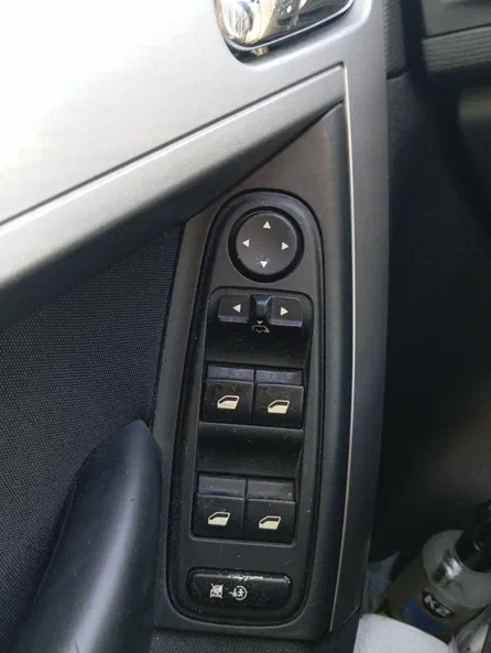 Citroen C4 Picasso 2011 - 12