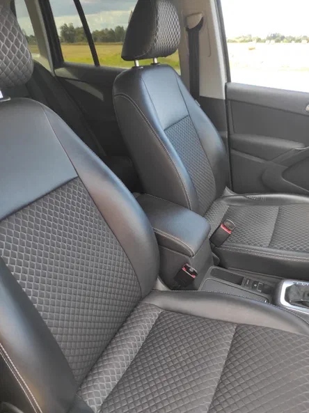 Volkswagen Tiguan 2010 - 13