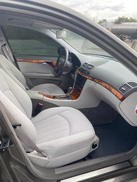 Mercedes-Benz E-Клас 2007 - 19