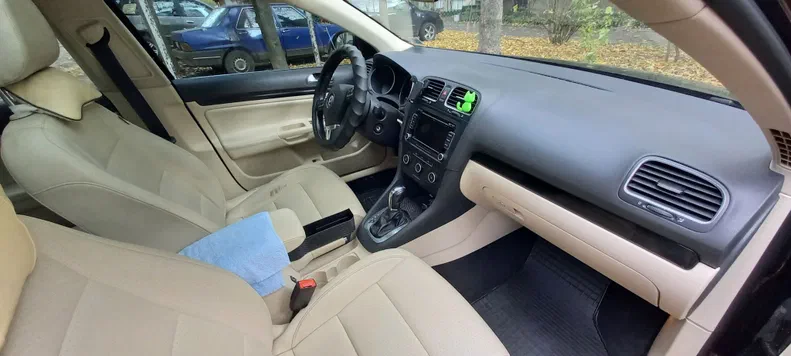 Volkswagen Jetta 2013 - 6